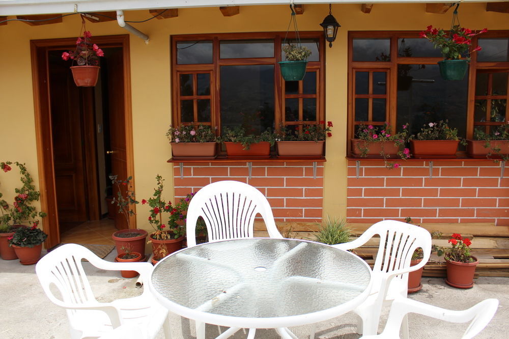 Casa De Luis Bed and Breakfast Otavalo Eksteriør billede